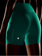 NWOT Lululemon Fast & Free High Rise Short Size 6 picture