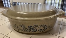 Pyrex VTG Mid Century 2 1/2 Qt Tan Blue Casserole OvenWear Dish w/t Lid USA picture