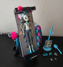 Monster High Frankie Stein Mirror Bed Playset and G1 Dead Tired Doll picture