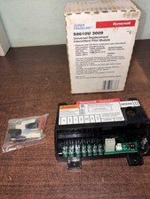 NOS HONEYWELL S8610U 3009 UNIVERSAL REPLACEMENT HOT INTERMITTE PILOT MODULE B522 picture