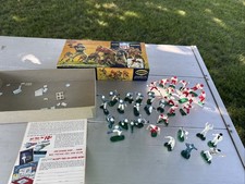 1967 Aurora OFFICIAL NFL MINIATURES Football Players - COMPLETE 34 Figures NICE picture