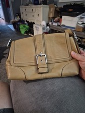 Coach F11196 MEDIUM Vintage Camel Y2K Soho Flap Leather Shoulder Bag pre-owned  picture