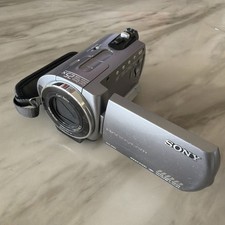 Sony Handycam DCR-SR62 With Battery picture