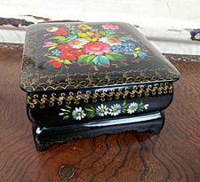 Vintage Hand Painted Floral Russian Lacquer Hinged Trinket Box Signed picture