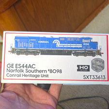 ScaleTrains HO GE ES44AC Norfolk Southern #8098 DCC SXT33613 picture