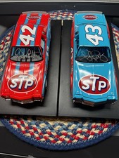 Richard/Kyle Petty Autographed Riverside 1/24 Scale. Cars picture