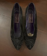 vintage late 1980s to early 1990s Phyllis Poland black suede cocktail pumps. picture