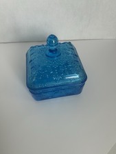 Indiana Glass Vintage Tiara Blue Honey Bee Hive Candy Dish with Lid picture