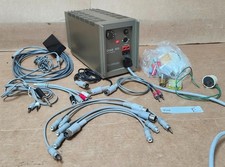 QUAD 303 POWER AMPLIFIER WITH CABLES AND ACCESSORIES   E picture