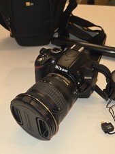 Nikon D3200 DSLR Camera with AF-S NIKKOR 12-24mm f/4G ED Lens picture