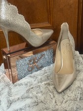 Jessica Simpson Gold/metallic 10M, Excellent condition picture