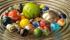 MARBLES - glass UNIQUE SET of 70+ MIXED in 8 sizes PLUS extra special/hand made picture