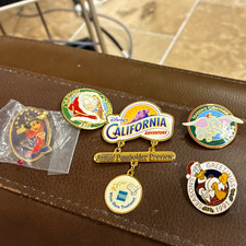 Vintage Disney Pin Lot of 5 California Adventure Preview Donald Dumbo United Way picture