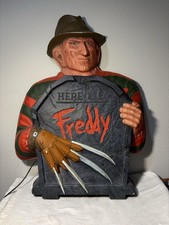 Vintage 1995 Freddy Krueger Here Lies Freddy Light Up Tombstone Spencer’s Gifts picture