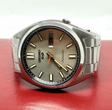 Seiko 5 Men's Automatic Watch Silver Dial Stainless Bracelet Day/Date picture