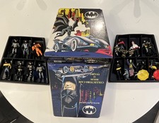 1992 Batman Returns 16 Figures and Accessories with Collectors Case (Pristine) picture