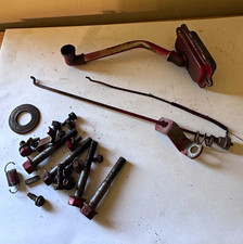 Vintage Briggs And Stratton 5 Hp Horizontal Shaft Model 100212 Misc. Parts Lot picture
