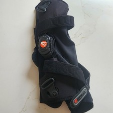 Breg Freestyle Knee Brace Right Leg Medium picture