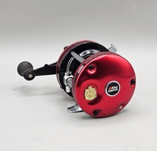 Vintage ABU Garcia Ambassadeur 5000 baitcast fishing reel Sweden 1984 RH picture