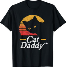 Cat Daddy Vintage Eighties Style Cat Retro Distressed T-Shirt picture