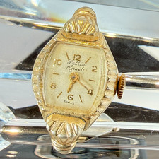 Lathin Vintage 1940s Manual Wind 17J Art Deco Tonneau Gold Tone Bracelet picture