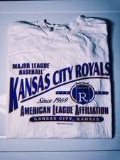 Vintage OG 00’s 2000 Kansas City Royals T-Shirt Tee MLB Baseball Logo Athletic picture