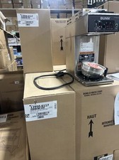 BRAND NEW BUNN COMMERCIAL 3 WARMER COFFEE MAKER Machine CWT35-3T Large Capacity picture