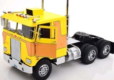 1/18 ROAD KINGS PETERBUILT PACEMAKER YELLOW/BROWN BRAND NEW IN UNOPENED BOX... picture