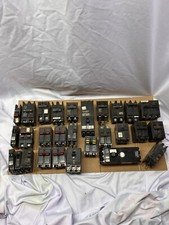 Mixed Lot of 28 Circuit Breakers Square D, Gould, Westinghouse Q1L3100 & Others picture