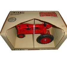 Ertl McCormick-Deering Farmall F-20 Tractor 1/16 Scale Special Edition Die-Cast picture