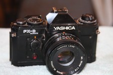 Yashica FX-D Quartz 35MM Film Camera with ML 50mm 1:1.9; 35-105  lens Nice picture
