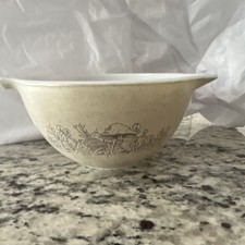 Pyrex Vintage Bowl picture