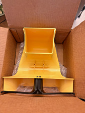 Panduit FRSPJ4X4LYL - Panduit FiberRunner Spill-Over Junction 4x4 NEW picture