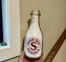 Sanitary Dairy Winchester VA Virginia Qt Milk Bottle Maroon Pyro Just A Reminder picture