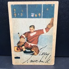 1953 Parkhurst 46 Terry Sawhuck Centered 1954 Stanley Cup Championship picture