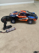 Traxxas Slash 2WD 1/10 RC Short Course Truck XL-5 w/ Remote & Battery picture