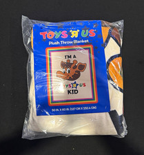 Toys R Us Geoffrey Plush Throw Blanket 