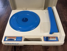 Vintage 1978 Fisher Price 825 Record Player Phonograph TESTED WORKING picture
