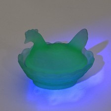 Boyd Pale Blue Uranium Satin Glass Mini Hen on Nest  Salt Cellar Glows 2.5