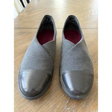 Munro Ione Grey Stretch Fabric Leather Cap Toe Slip On Loafers M120577 7.5 M picture