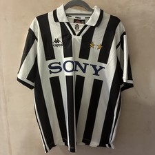 Original Authentic Juventus 1996/1997 Home Football Shirt - Large picture