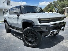 2025 GMC HUMMER EV HUMMER SUV X2 LOADED CARFAX CERT 1 OWN picture