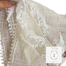 Pretty Lace Triangle Scarf, Veil picture
