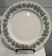 Wedgwood Embossed Queens Ware Cream Celadon Grape 10” Dinner Plate England picture