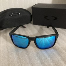 Oakley Holbrook XL Polarized Blue Lenses Square Sunglasses New With Case picture