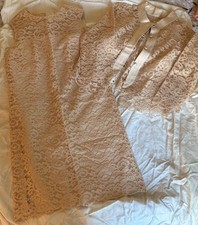 Vintage 1960’s Miss Theme New York Champagne Lace Shift Dress Size 8 picture