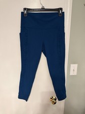 Athleta Salutation Stash II Ruch Craft 7/8 Tight Size Medium picture