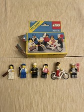 Lego 6301 Town Mini-Figures Used Original Box Complete Vintage Pristine picture