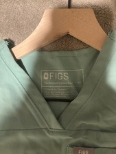 FIGS Technical Collection V-Neck Scrub Top Green XS Polyester Solid picture