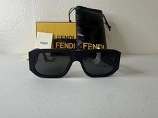 Fendi FE 40106 I Logo Black Injected Sunglasses Italy - Unisex (S16) picture